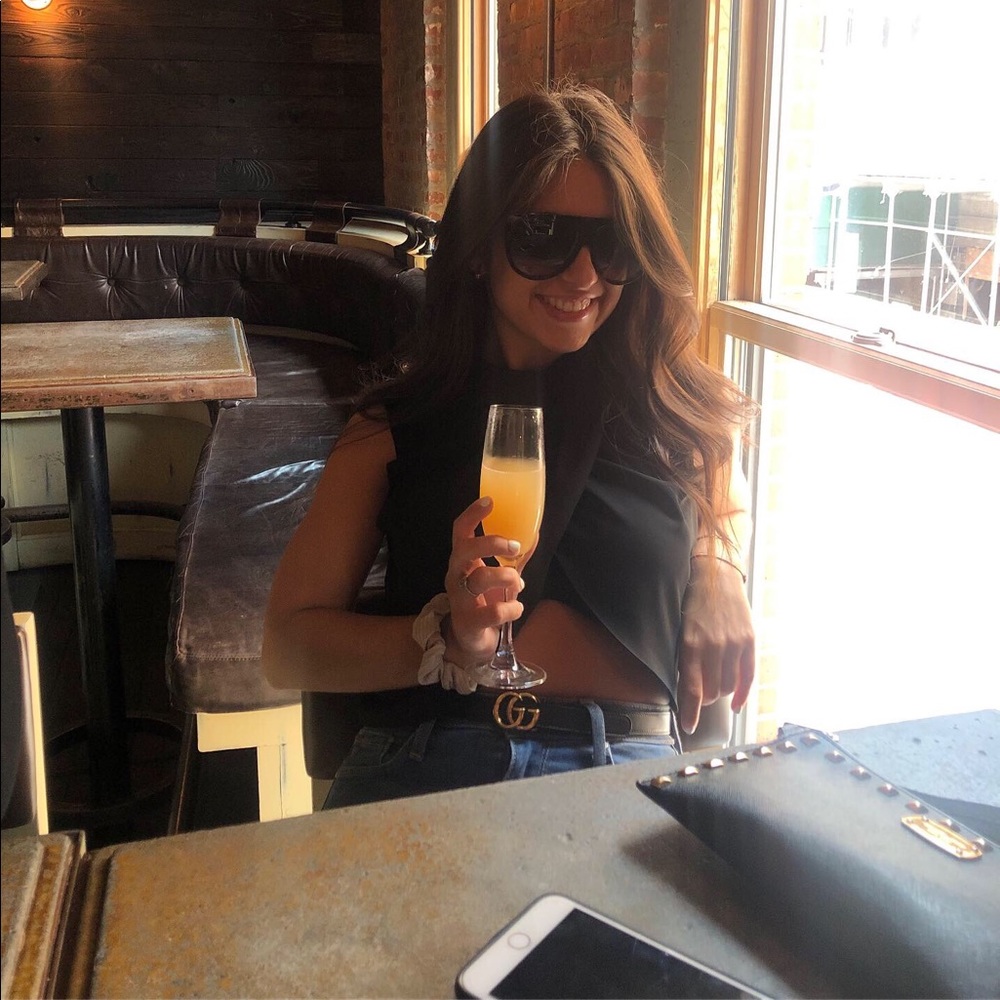 Meet your Posher, Nicole